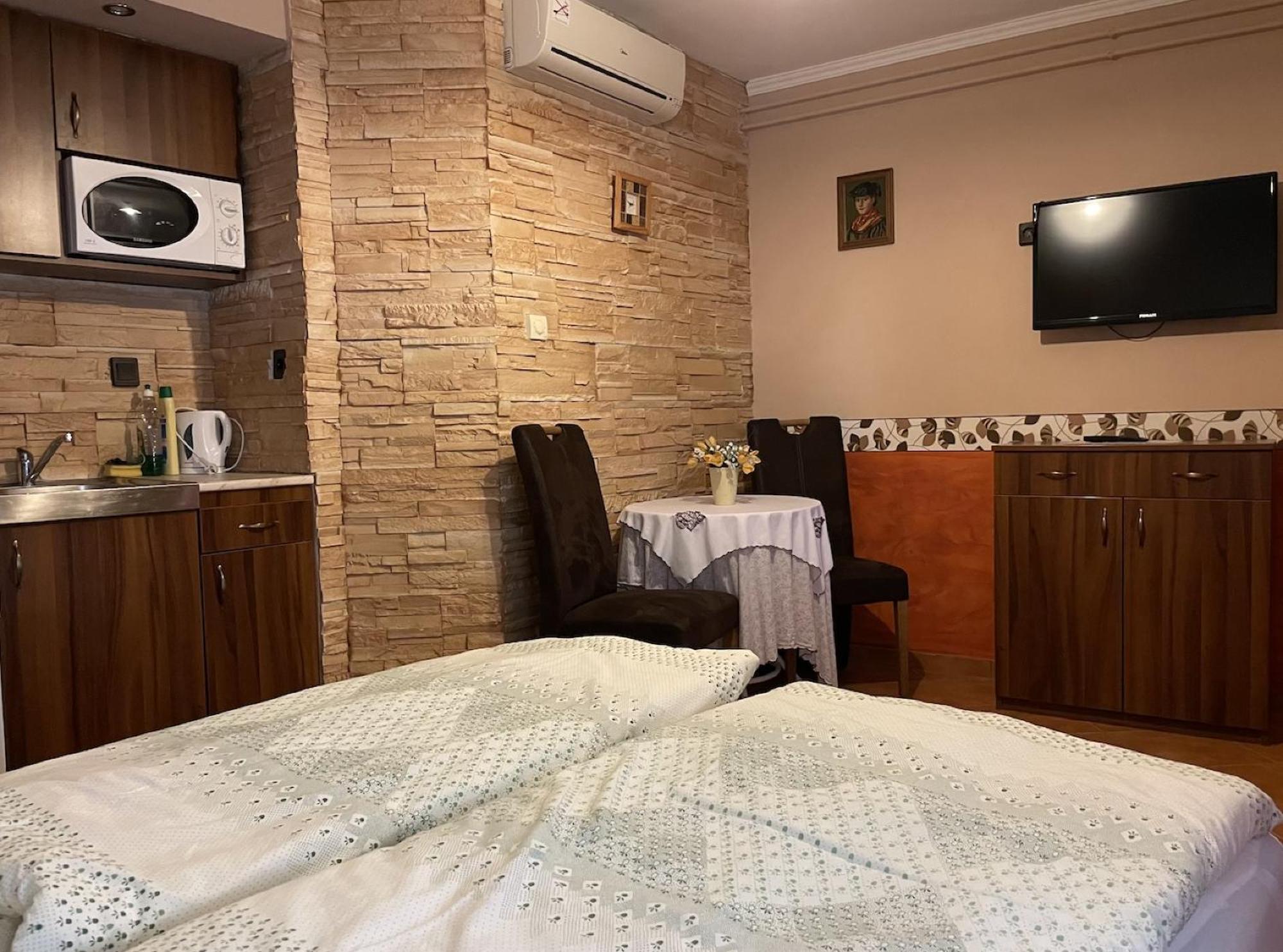 Rozmann Family Panzió&Apartmanhaz Sárvár Exterior foto